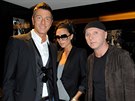 Stefano Gabbana, Victoria Beckhamová a Domenico Dolce (10. kvtna 2009)