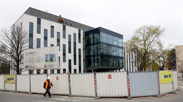 V areálu Fakultní nemocnice v Ostravě vyrostla budova Vědeckotechnického parku 4MEDi za 700 milionů korun.