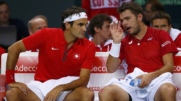 PORADA. vcarsk hvzdy Stanislas Wawrinka (vpravo) a Roger Federer ve tvrtfinle Davis Cupu proti Kazachstnu. 