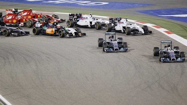 ZCPA. Situace po startu ve Velk cen Bahrajnu formule 1.