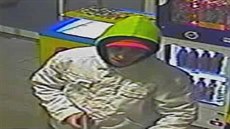 Lupi mluvil esky, piem mírn ilal.