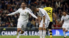 2:0. Isco z Realu Madrid oslavuje gól v síti Dortmundu.