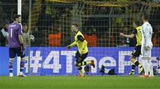 Marco Reus z Dortmundu (uprosted) bí slavit gól proti Realu Madrid.