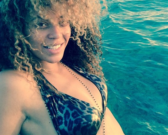 Beyoncé zveejnila fotky z dovolené, kde je bez make-upu a retue.