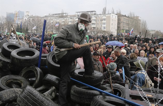 Proruské demonstrace v Don�cku (11. dubna)