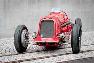 Zvodn monopost Maserati 6C-34 byl postaven v letech 1934 a 1935 pouze v sedmi...