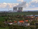 Obec Temeln se stejnojmennou jadernou elektrrnou v sousedstv.