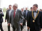 Prezident Milo Zeman na hradecké univerzit s rektorem Josefem Hynkem...