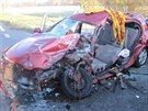 Váná nehoda osobního vozu s autobusem v astolovicích na Rychnovsku, do které...