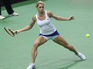 SOUSTEDNÁ. Italská tenistka Camila Giorgiová bojuje proti Pete Kvitové v...