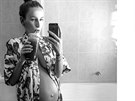 Australanka Loni Jane Anthony bhem thotenství drela diety, aby po porodu...