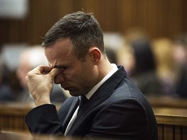 Oscar Pistorius u soudu v Pretorii (16. dubna 2014)