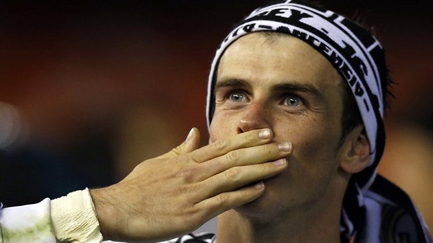 Gareth Bale z Realu Madrid slaví triumf v Královském poháru. Zápas proti...