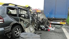 Dopravní nehoda na silnici první t�ídy �íslo 11 v Hradci Králové. (10. 4. 2014)