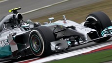 Nico Rosberg pi tréninku na Velkou cenu íny formule 1. 
