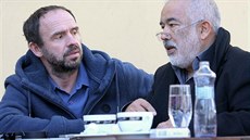 Diskuze um�leckých �éf�. Vlevo ten plze�ský -  Petr Forman a vpravo Daniel...