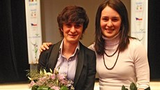Rychlobruslaka Martina Sáblíková (vlevo) a biatlonistka Veronika Vítková na...