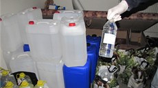 Ve varn� pervitinu odhalené v Sadov� na Karlovarsku bylo tolik chemikálií a