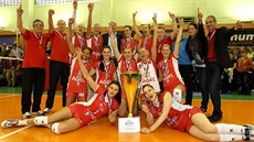 Prost�jovské volejbalistky slaví �eský titul.