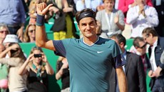 Roger Federer slaví postup do finále na turnaji v Monte Carlu.