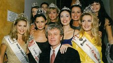 Miloslav Zapletal a bývalé královny krásy v Miss desetiletí (1997)