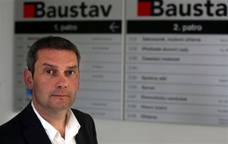 editel spolenosti Baustav Petr Novák.