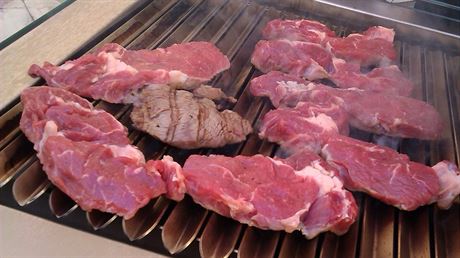 Telecí rib eye steak nepotebuje dlouhou tepelnou úpravu.