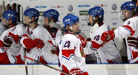 Gólová radost eských hokejist do 18 let na mistrovství svta.
