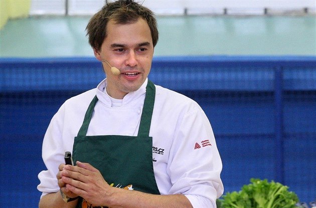 HOPI Holding koupil většinu v řetězci kantýn kuchaře Filipa Sajlera