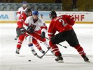 Semifinále hokejového mistrovství svta do 18 let esko (bílá) vs. Kanada. 