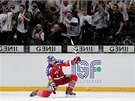 HRDINA. Obránce Nathan Oystrick rozhodl esté finále KHL v prodlouení. Lev
