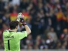 Branká Iker Casillas si v semifinálové odvet Ligy mistr pipsal 428....