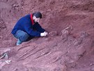 Archeologové a kriminalisté nali ostatky tí lidí v Rudníku na Trutnovsku,...
