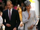 Princ William a Kate na slavnostní mi. Vévodkyn z Cambridge si oblékla model...