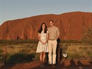 Princ William a jeho manelka Kate ped skálou Uluru v Austrálii (22. dubna...