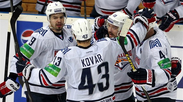 esk tonk Jan Kov se raduje s hri Magnitogorsku z glu ve tetm finle KHL proti Lvu Praha