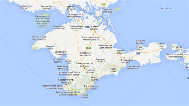 Poloostrov Krym na české verzi Googlu. Přerušovaná hranice značí sporné území.