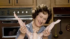 Meryl Streepová v kuchaském ivotopisu Julie a Julia (2009)