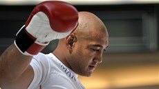 Australský boxer Alex Leapai p�ed zápasem o titul mistra sv�ta v t�ké váze. 