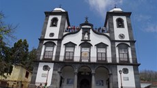 Kostel Nossa Senhora, ve kterém je hrob arcivévody Karla umíst�n.