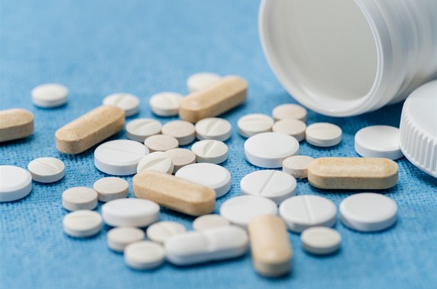 Antibiotika jsou na odpis, n�které nemoci se mohou stát op�t smrtelnými, varuje