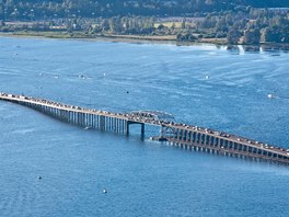 Evergreen Point Floating Bridge - nejdelí plovoucí most na svt pes...