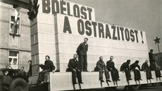 MLADÁ BOLESLAV 1950. Bdlost a ostraitost, hlásal zaátkem 50. let jeden z...