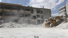 Nálet v Aleppu na severu Sýrie zasáhl kolu, kde zabil desítky lidí vetn