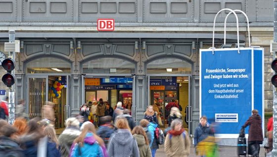 Otevření nákupního centra na drážďanském nádraží provázejí třídenní slavnosti.