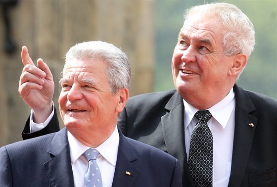 Německý prezident Joachim Gauck návštěvu České republiky zahájil setkáním se...