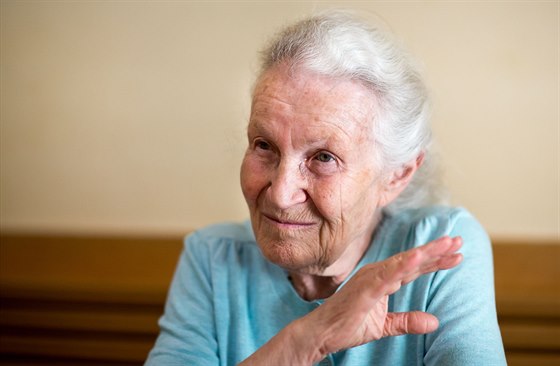 Ruth Hálová je jedním z 669 dětí, které odjely v roce 1939 z Československa...