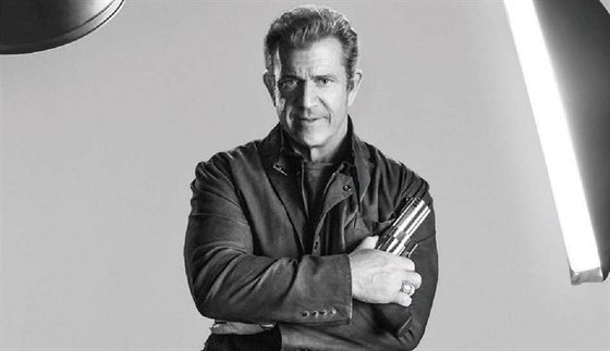 Mel Gibson na plakátu k filmu Expendables 3