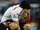 Liverpoolský útoník Luis Suarez pláe po zápase na Crystalu Palace, kde jeho...