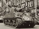 Snímek Slávy Vanee z osvobození Plzn americkou armádou.